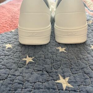 White Gales (nursing shoes), size 6.5 women’s. Only worn 9 times.